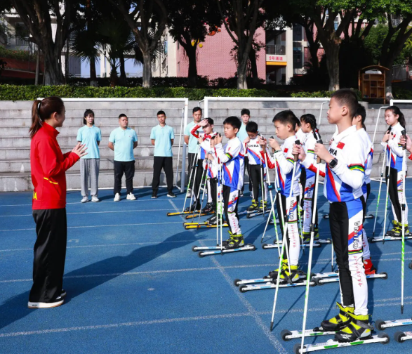 让孩子们练就健康体魄构建小课间大课间